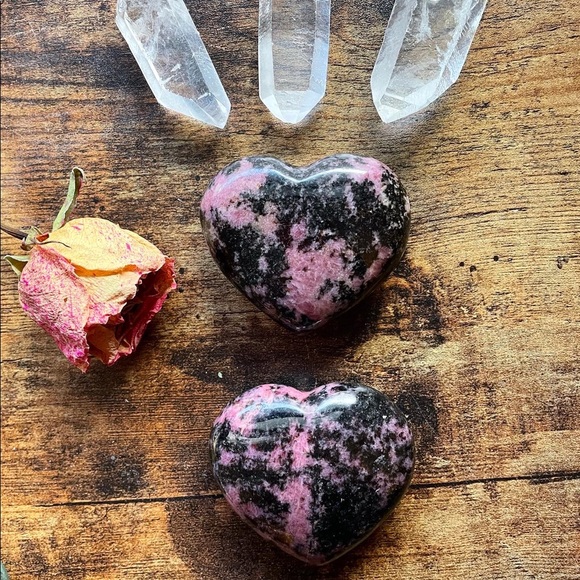 High Quality Rhodonite Heart - Picture 2 of 3